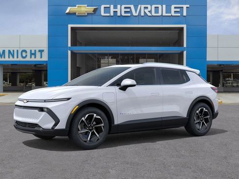 New 2026 Chevrolet Equinox EV LT AWD/4WD image 2