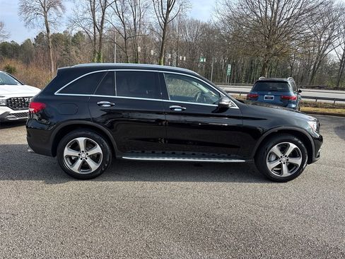 Used 2017 Mercedes-Benz GLC 300 image 8