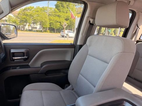 Used 2018 Chevrolet Silverado 1500 W/T w/ Trailering Package RWD image 10