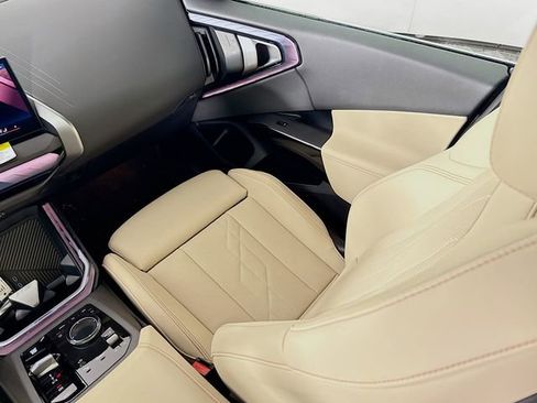 New 2026 BMW X3 xDrive30 w/ Premium Package image 24