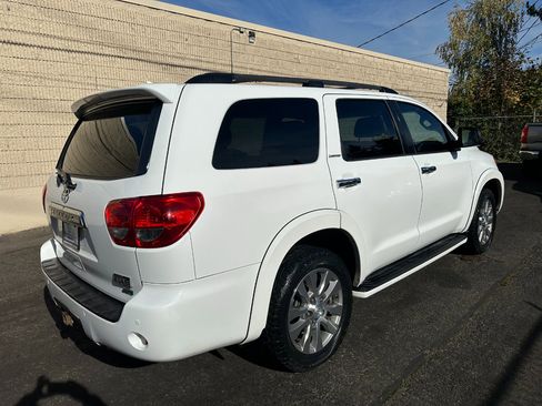 Used 2014 Toyota Sequoia Limited image 5