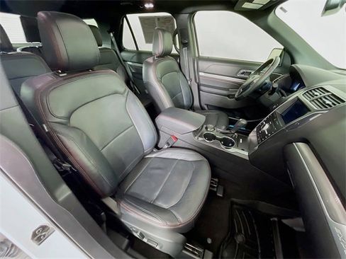 Used 2019 Ford Explorer Sport w/ Equipment Group 401A image 31