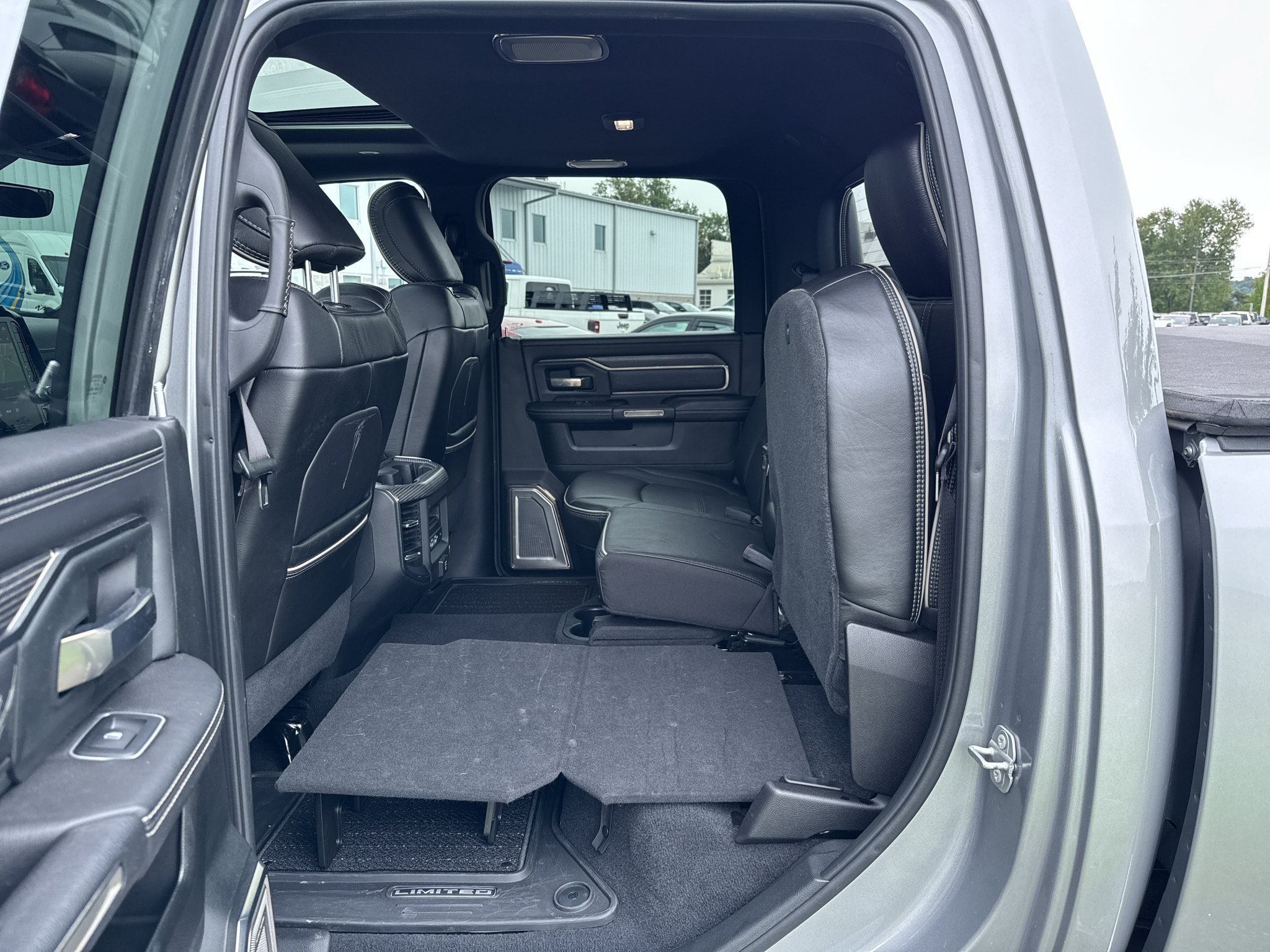 Used 2019 RAM 2500 Limited AWD/4WD image 7