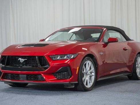 Certified 2024 Ford Mustang GT Premium RWD image 3
