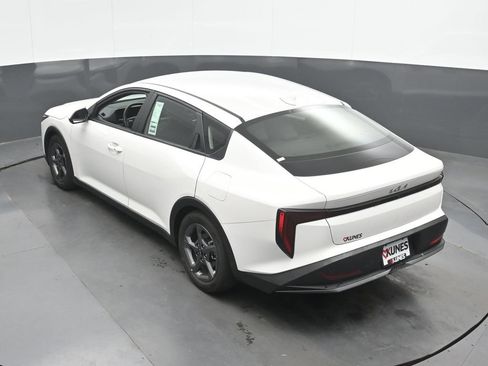 Used 2025 Kia K4 FWD image 37