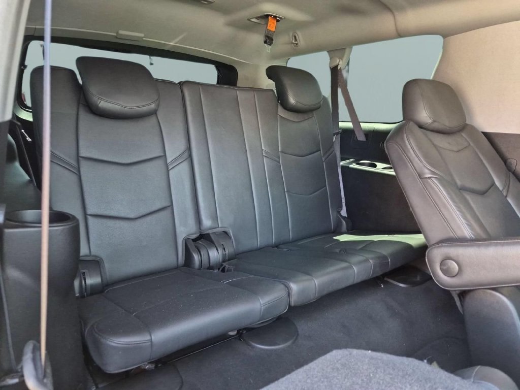 Used 2019 Cadillac Escalade ESV Premium Luxury AWD/4WD image 28