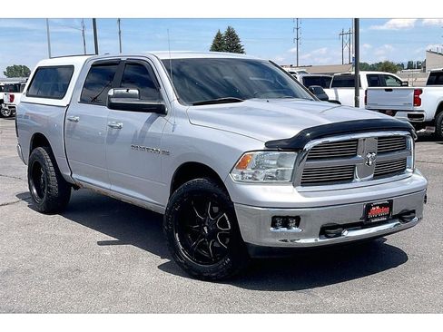 Used 2011 RAM 1500 Big Horn AWD/4WD image 2