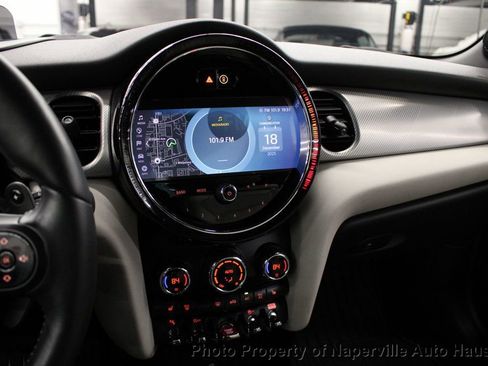 Used 2023 MINI Cooper S image 22