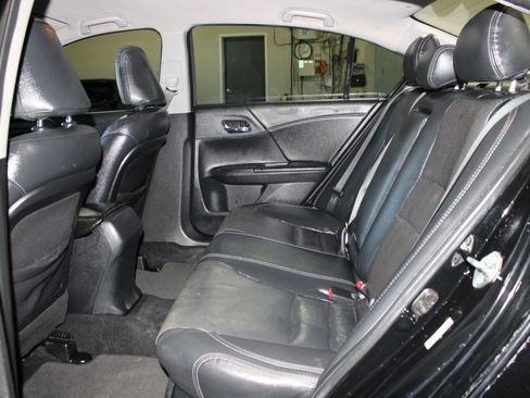 Used 2014 Honda Accord Sport image 23