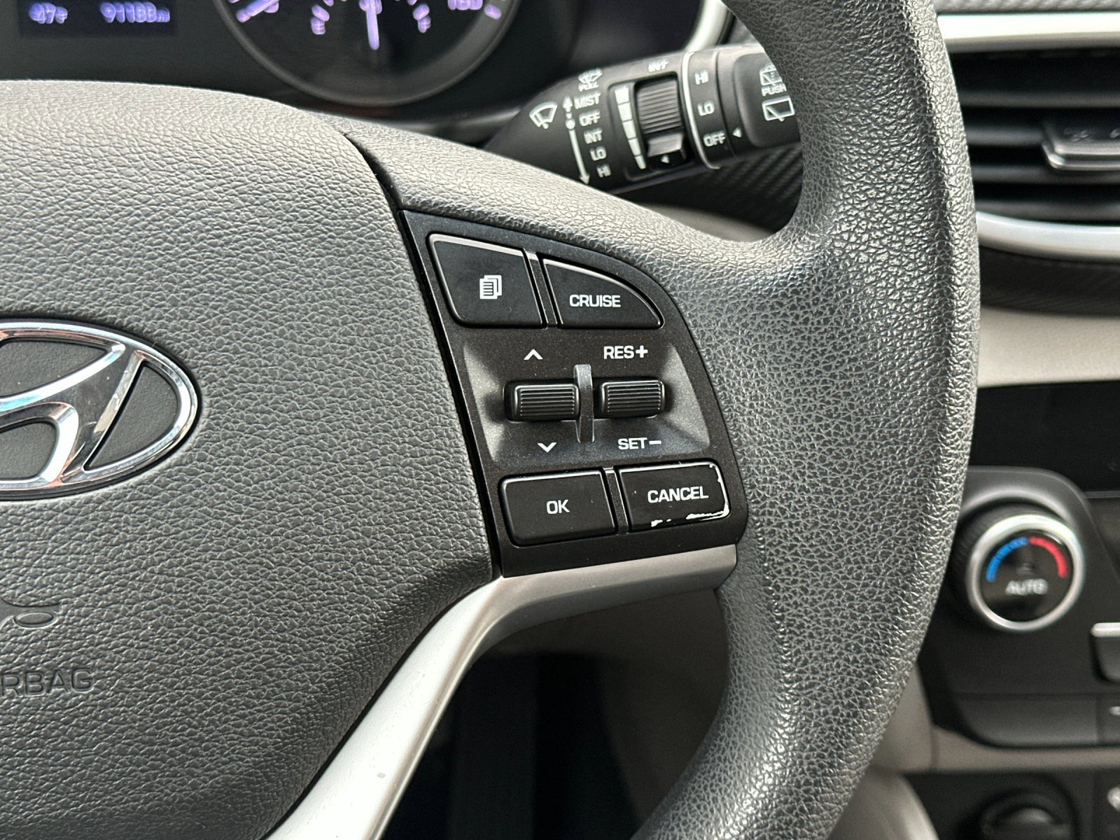 Used 2019 Hyundai Tucson Sport FWD image 27