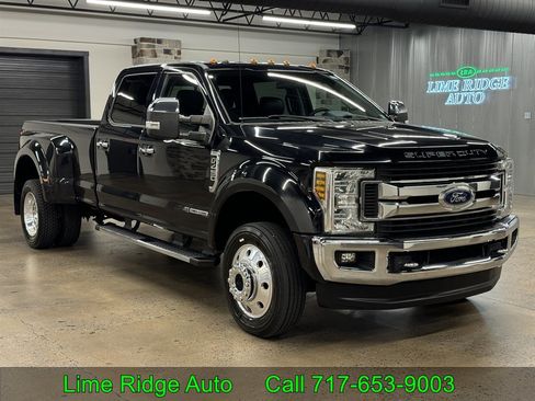 Used 2019 Ford F450 XLT w/ XLT Premium Package AWD/4WD image 1