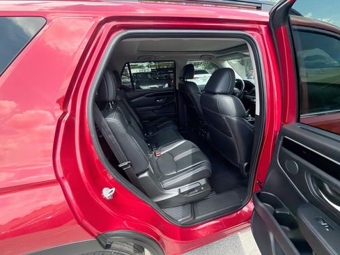 Certified 2023 Honda Pilot Touring image 29