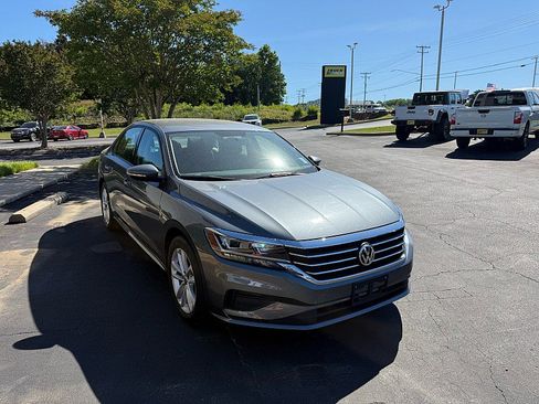 Used 2021 Volkswagen Passat 2.0T S FWD image 7