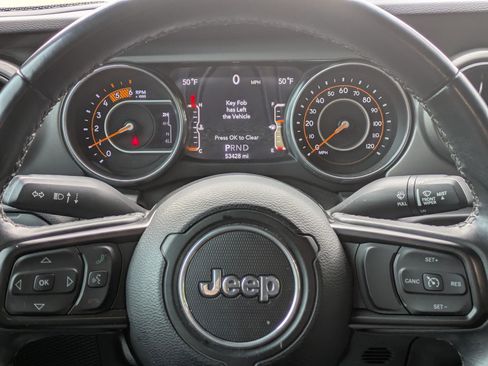 Used 2021 Jeep Wrangler Unlimited Sport image 15