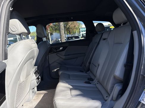 Used 2019 Audi Q7 3.0T Premium Plus w/ Premium Plus Package image 31