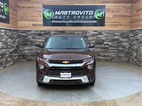 Used 2022 Chevrolet TrailBlazer LT w/ Driver Confidence Package FWD image 3