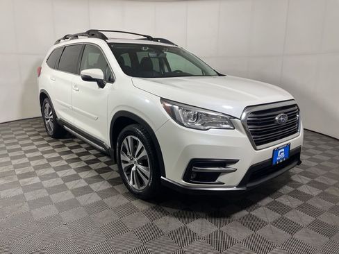 Used 2022 Subaru Ascent Limited w/ Technology Package AWD/4WD image 2