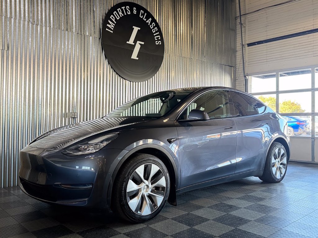 Used 2021 Tesla Model Y Long Range AWD/4WD image 1