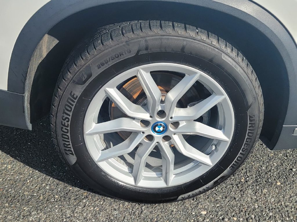 Used 2023 BMW X5 xDrive45e w/ Executive Package AWD/4WD image 10