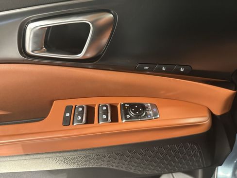 New 2026 Kia Carnival SX w/ SX Dark Edition Package image 17