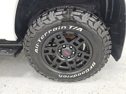 Used 2018 Toyota 4Runner TRD Pro AWD/4WD image 10