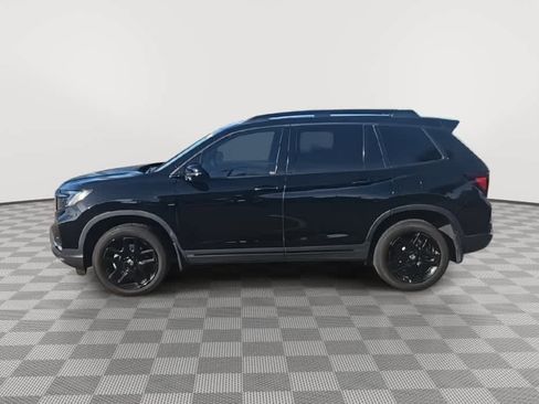 Used 2025 Honda Passport Black Edition image 5