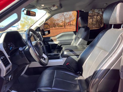 Used 2021 Ford F350 Lariat w/ Chrome Package image 25