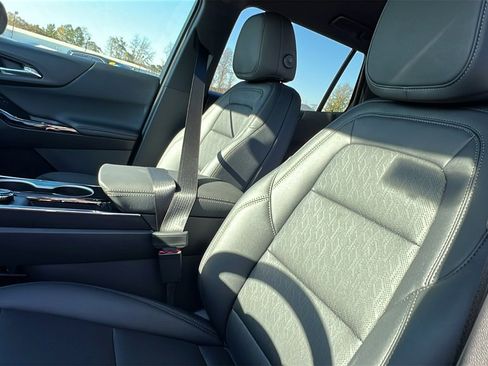 New 2026 Chevrolet Equinox LT image 15