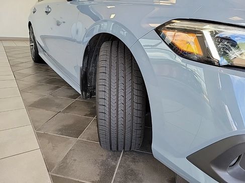 Used 2023 Honda Civic Touring image 18
