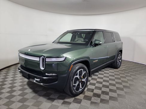 Used 2024 Rivian R1S Adventure AWD/4WD image 1