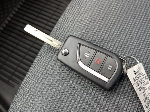 New 2025 Toyota RAV4 LE image 25