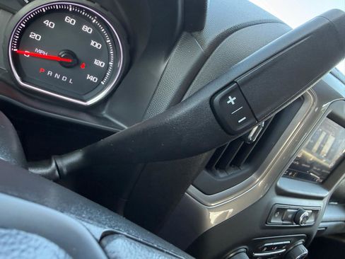 Used 2022 Chevrolet Silverado 2500 Custom w/ Custom Value Package image 21