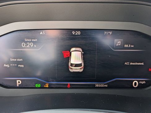 Used 2023 Volkswagen Atlas Cross Sport SE image 32