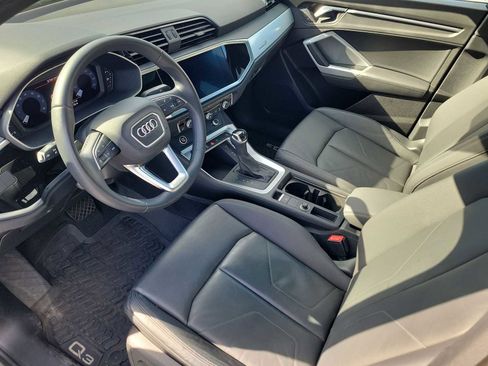 Used 2021 Audi Q3 2.0T Premium image 2