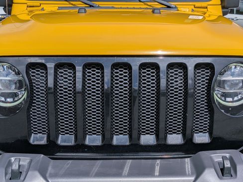Used 2020 Jeep Wrangler Unlimited Sport AWD/4WD image 9