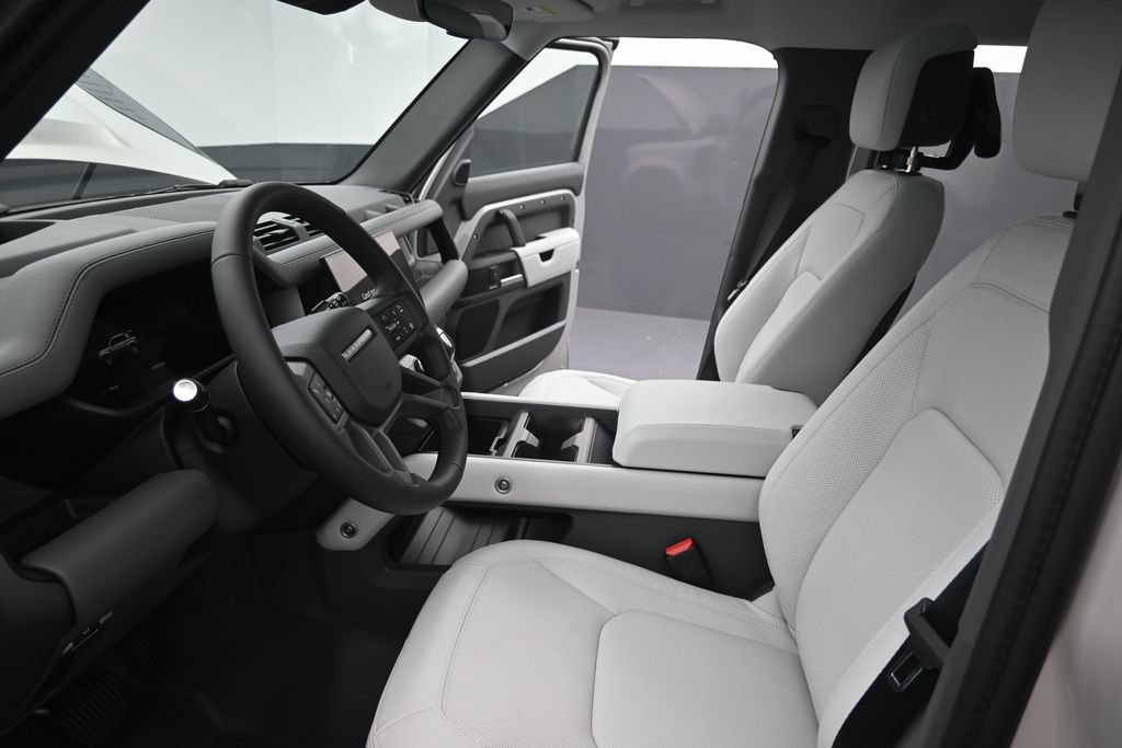 New 2026 Land Rover Defender 110 S AWD/4WD image 25