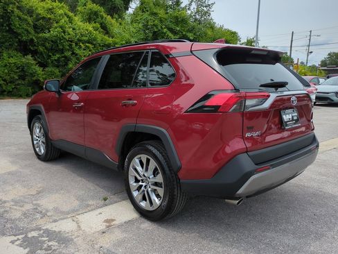 Used 2023 Toyota RAV4 Limited FWD image 7