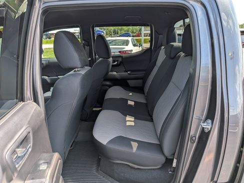 Certified 2023 Toyota Tacoma TRD Off-Road w/ Black Out Package (TMS) AWD/4WD image 19