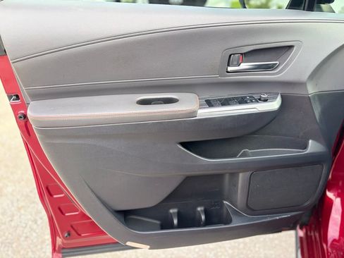 Used 2021 Toyota Sienna XSE w/ XSE Plus Package FWD image 10