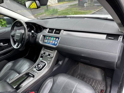 Used 2018 Land Rover Range Rover Evoque SE Premium AWD/4WD image 26