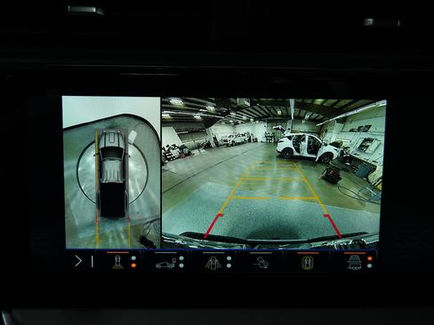 New 2026 GMC Sierra 3500 Denali Ultimate image 35