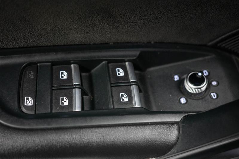 Used 2018 Audi SQ5 Premium Plus AWD/4WD image 12