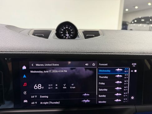 Used 2025 Porsche Panamera 4 AWD/4WD image 42