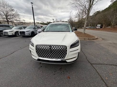 New 2026 Lincoln Corsair Premiere image 2