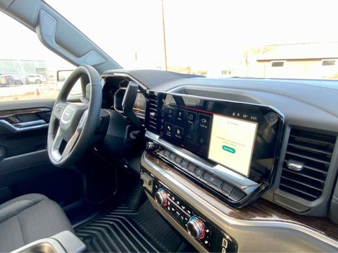 New 2026 GMC Sierra 1500 SLE image 46