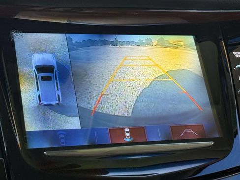 Used 2019 Cadillac Escalade Luxury AWD/4WD image 22