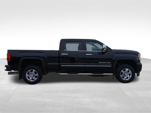 Used 2017 GMC Sierra 3500 Denali w/ Duramax Plus Package image 2