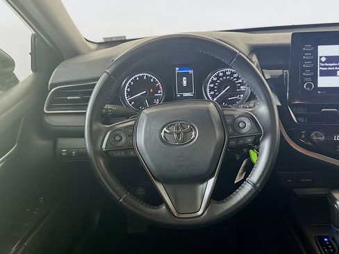 Used 2023 Toyota Camry SE image 17