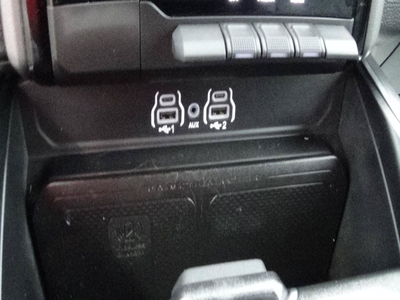 Used 2025 RAM 1500 Big Horn AWD/4WD image 38