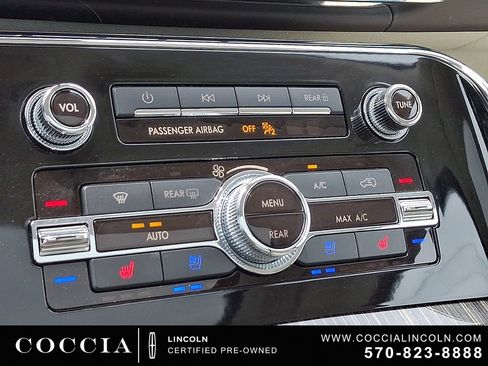 Certified 2022 Lincoln Navigator Black Label AWD/4WD image 17